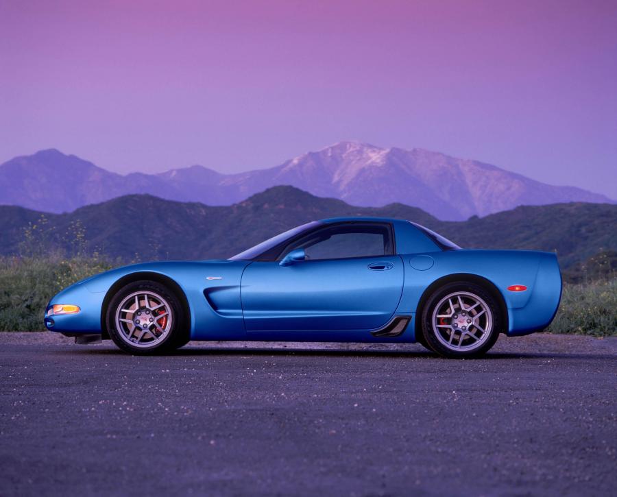  Chevrolet Corvette Z06 2001 года  (фото 16 из 73)